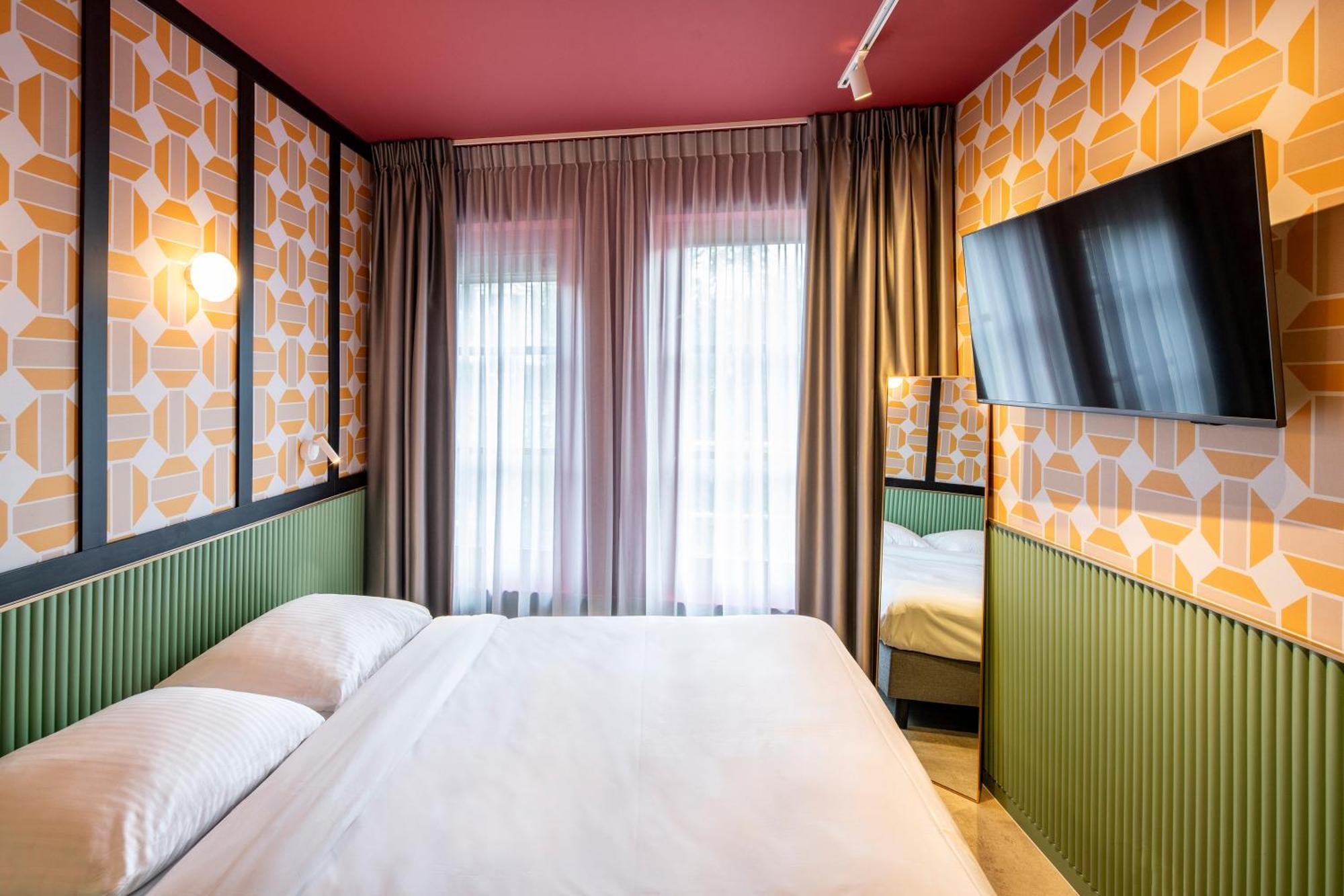 Tourist Inn Hotel Amsterdam Exteriér fotografie